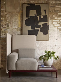Edge Free - Seat with Table on Right