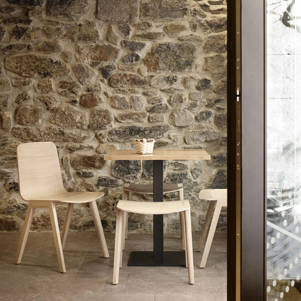 Heldu Auxiliary Chair Wooden Seat