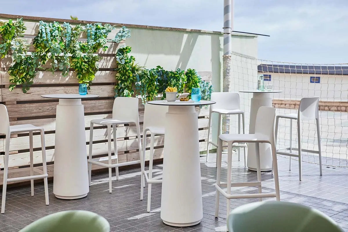 Dorik Contract Table Outdoor - Round Ø 80 H105