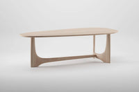 Oskar Table
