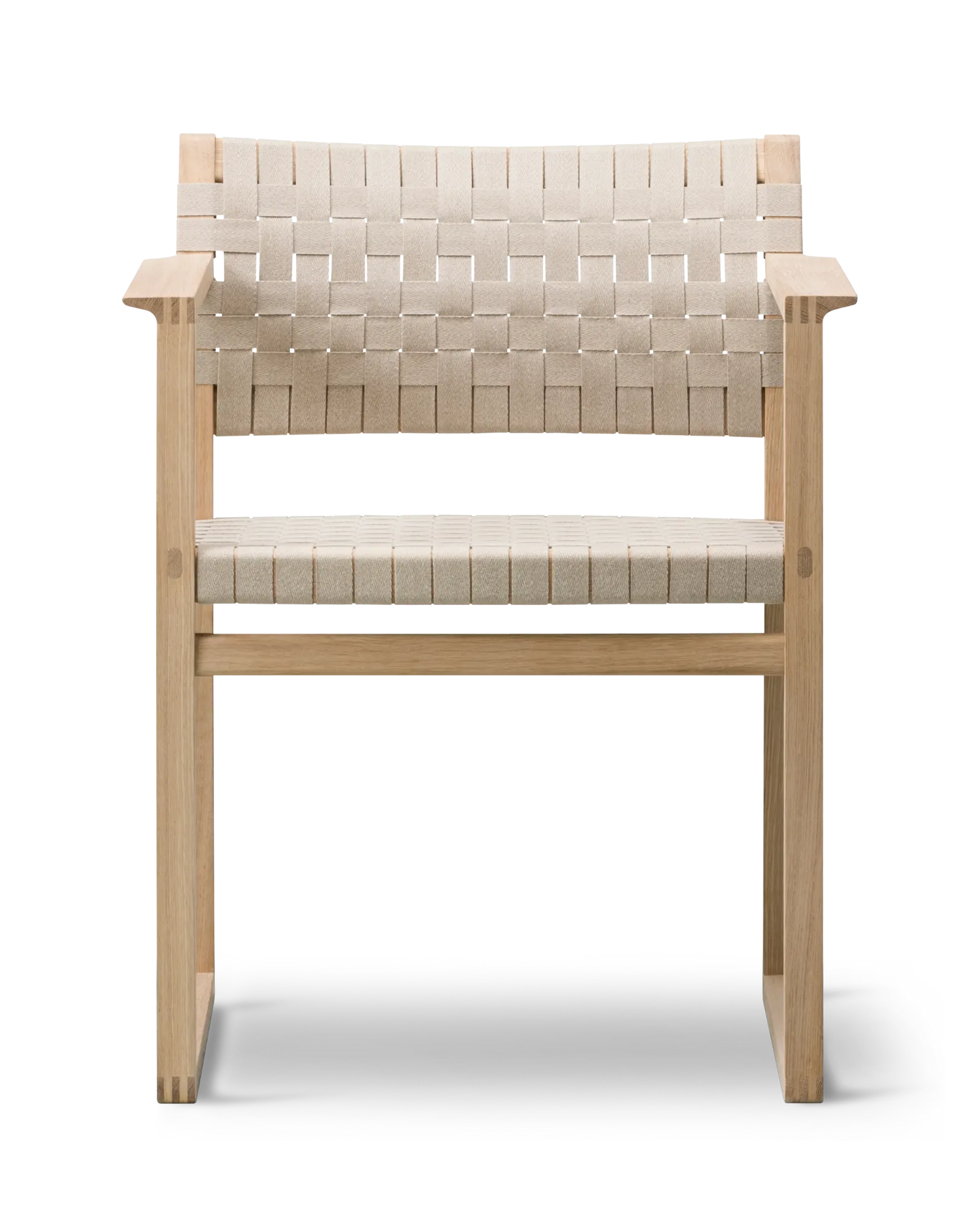 BM62 Armchair Linen Webbing Model 3362