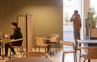 Chaise Atal - Dossier en bois massif Dossier tapissé