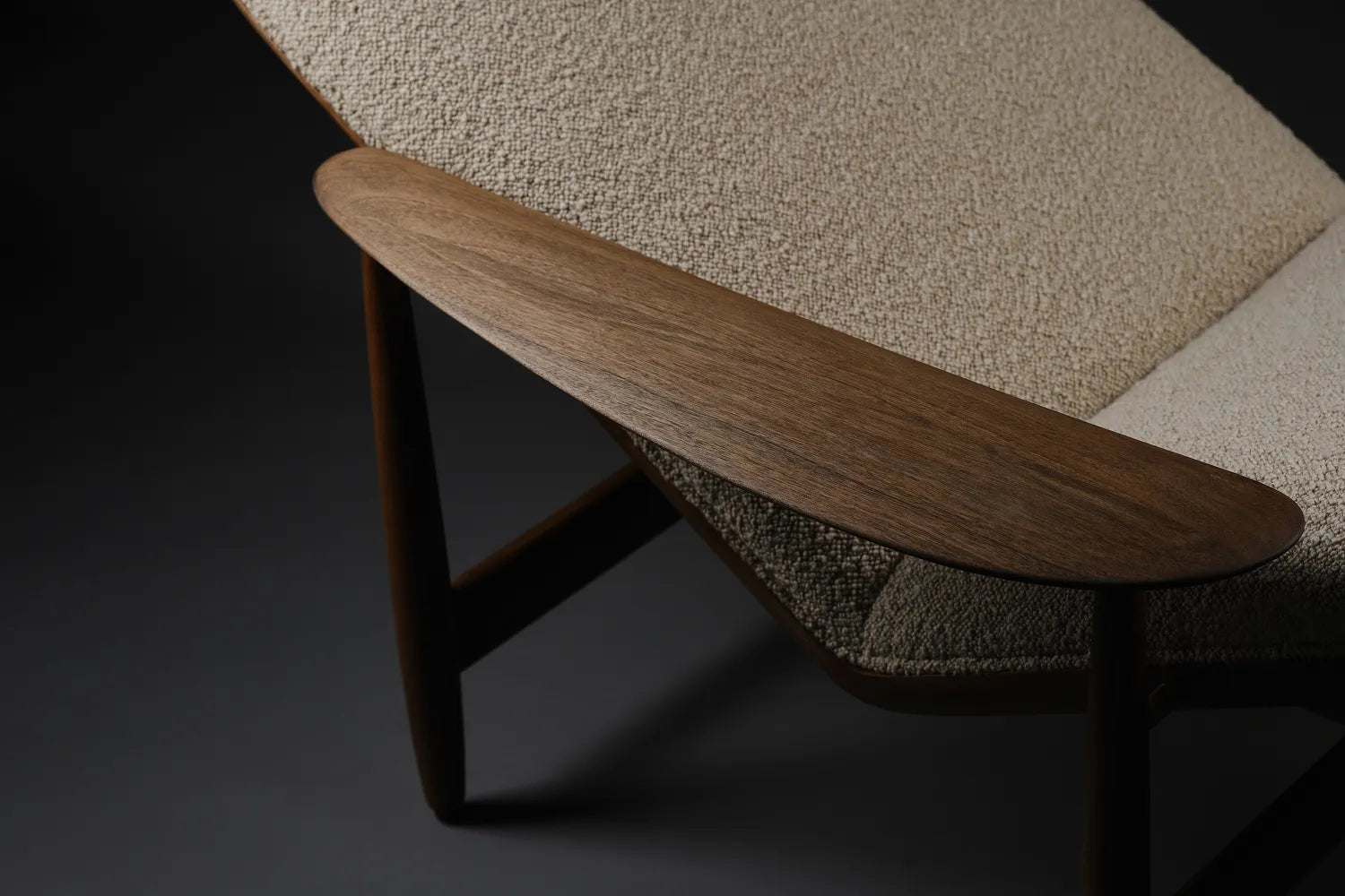 Nila Chaise Lounge