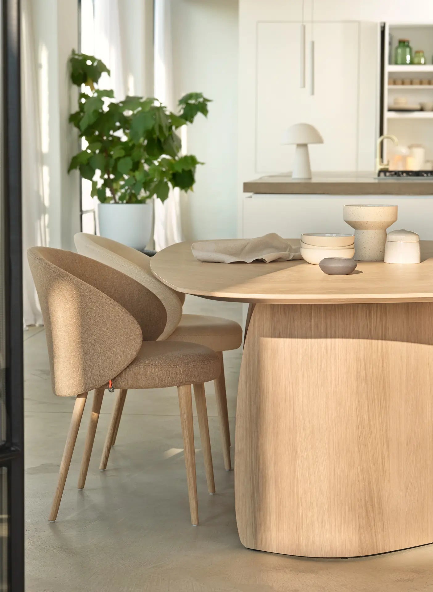 Dolmen T0510 Table - Oval with Top Access
