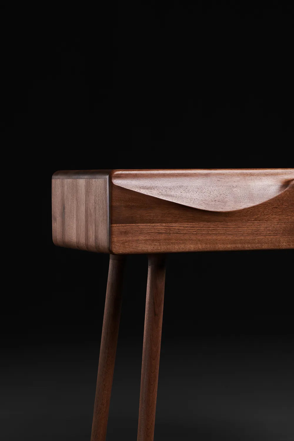 Lasta Console Table