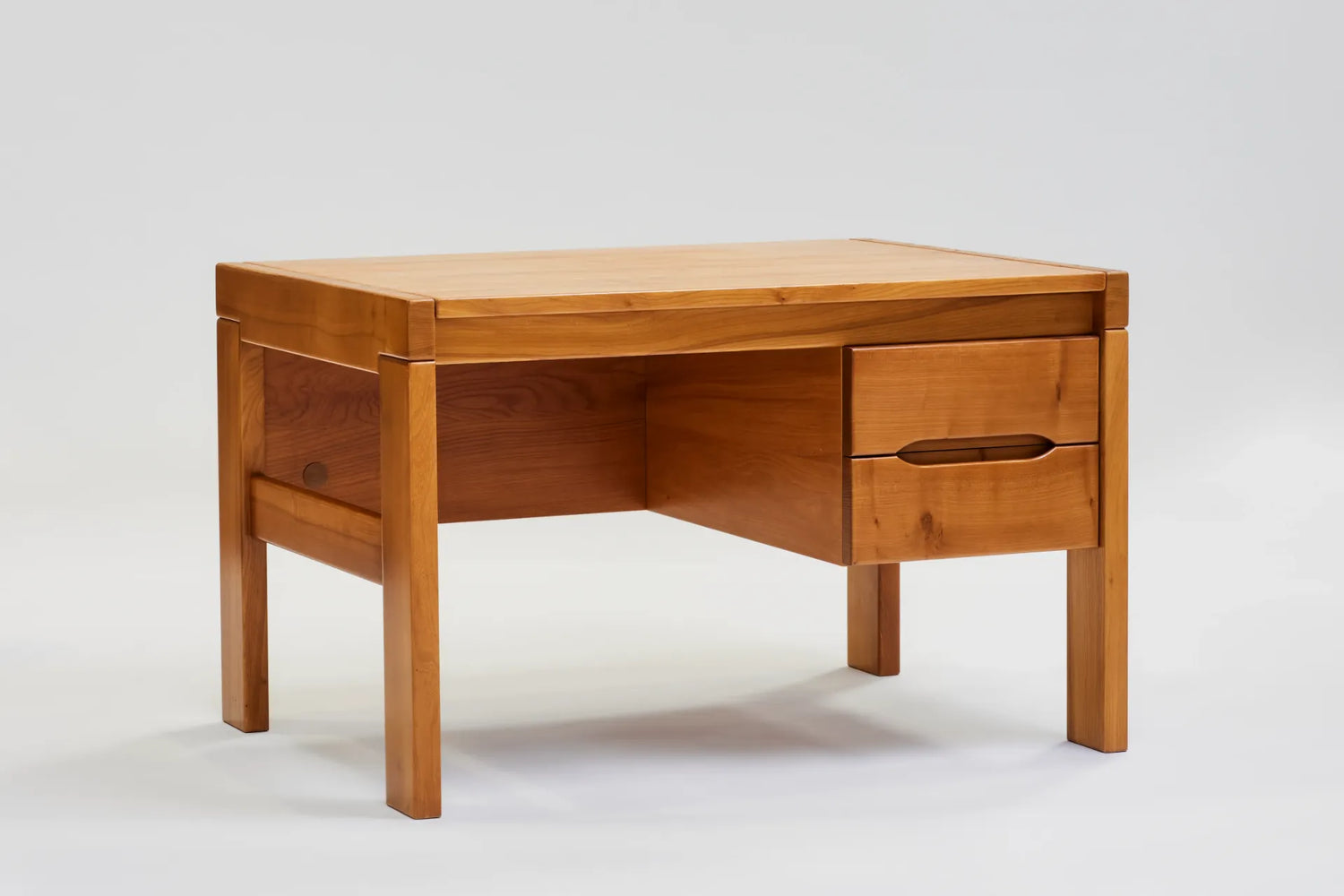 Elm desk by Maison Regain
