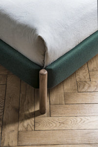 Flag Base Bed