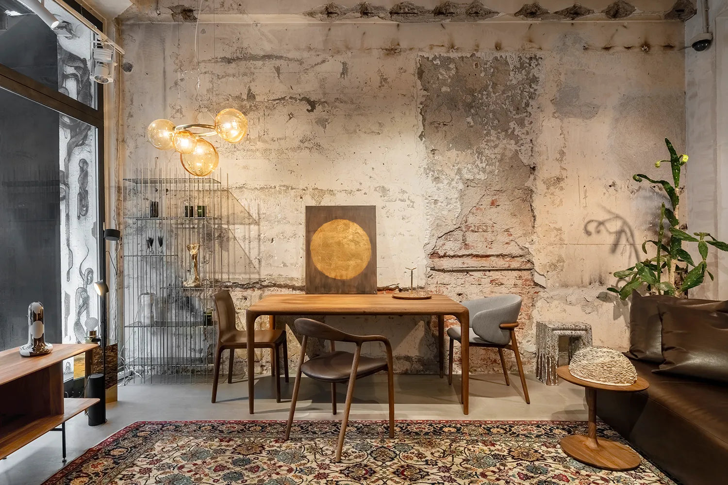 Table Latus