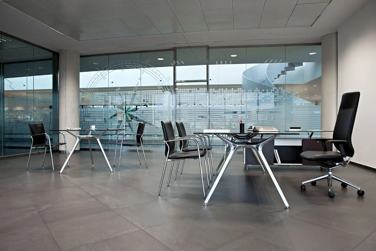 Ikara 4 Legs Upholstered without Armrest