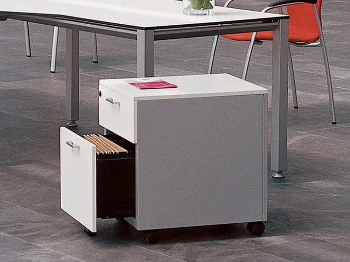 Mobile Metal Pedestal