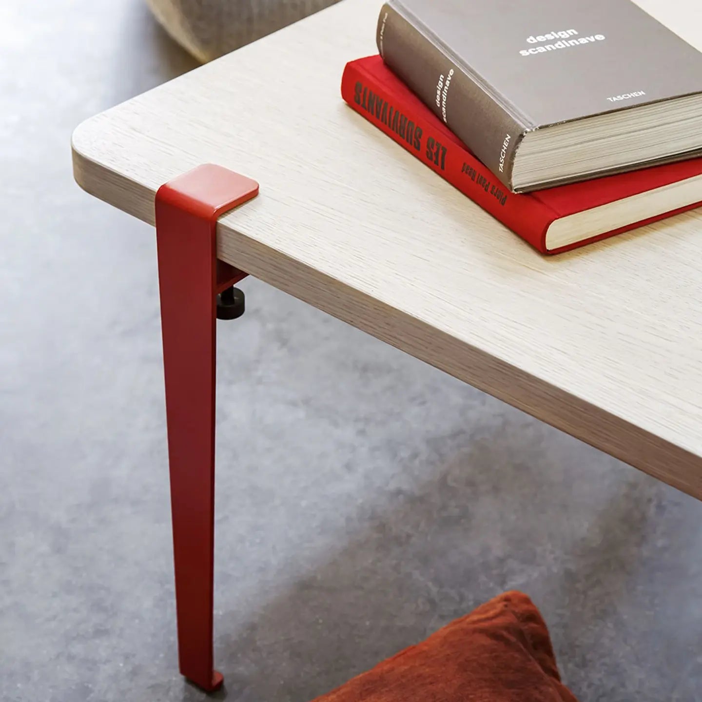 Pied De Banc (pied Seulement)
