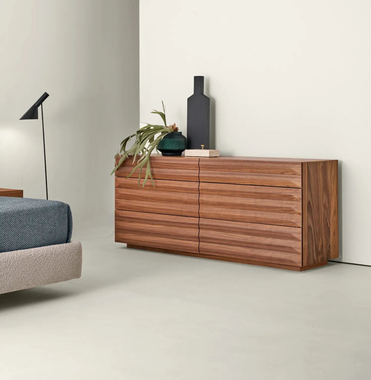 Modi Dresser With 6 Drawers