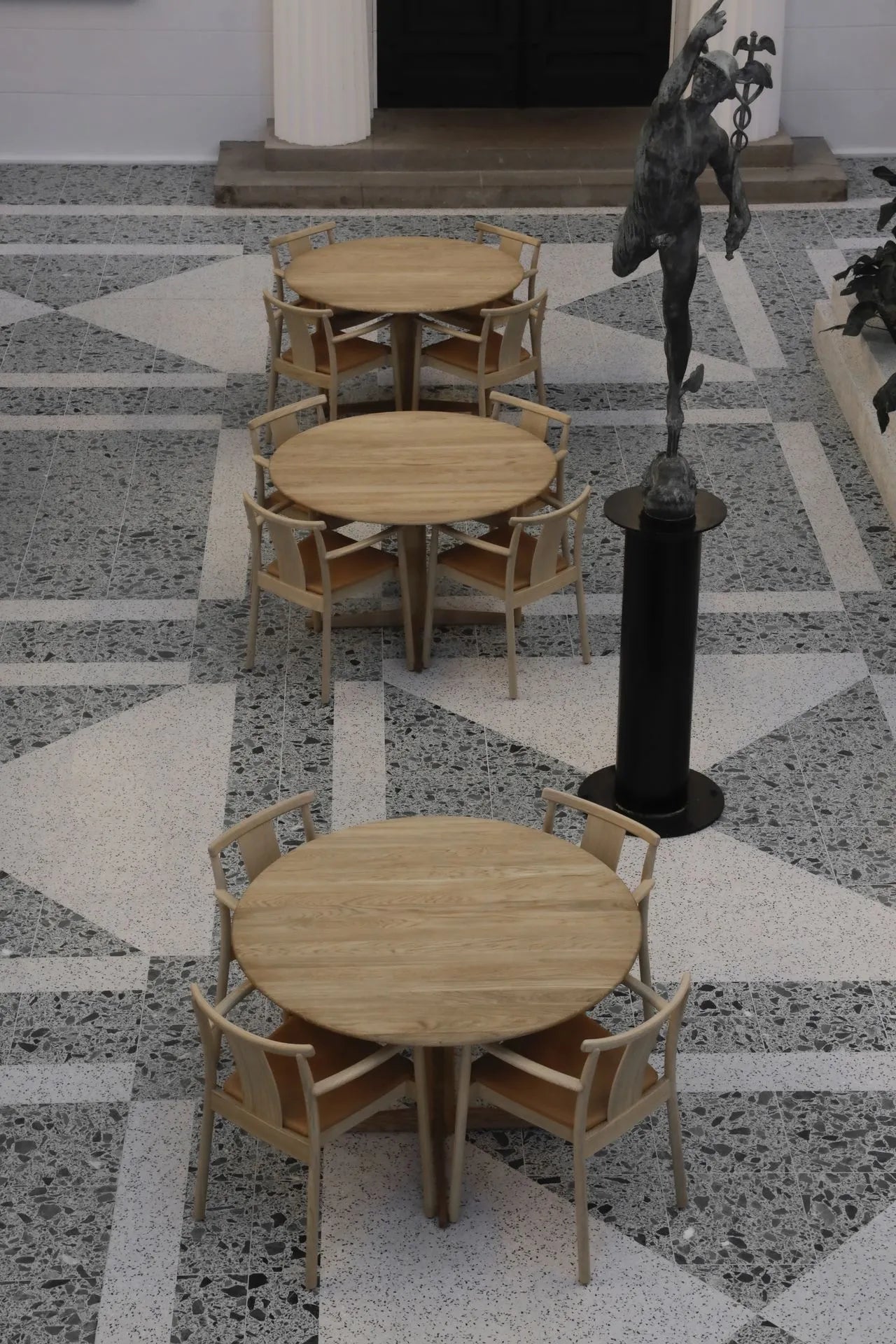 Merkur Dining Chair with Arms