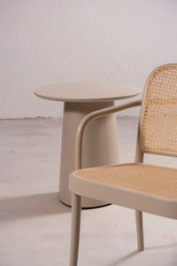P.o.v. Table 473 - Solid Wood