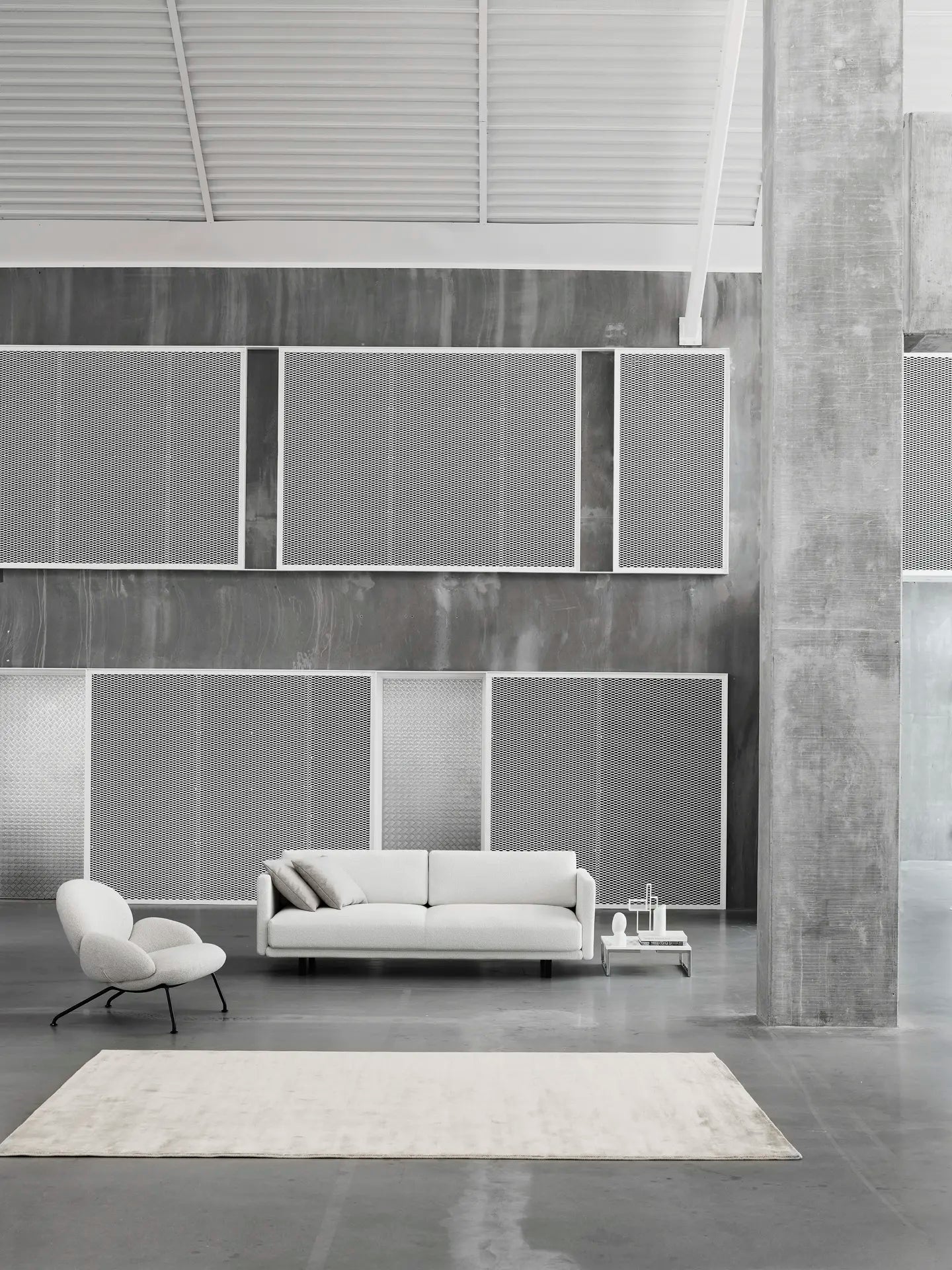 Baixa Lounge Chair