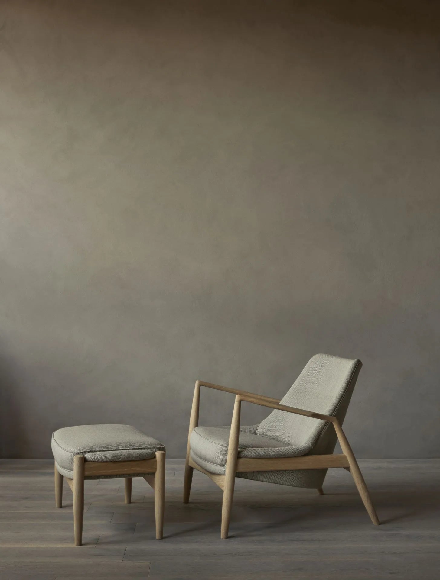 The Seal Lounge Chair Low Back