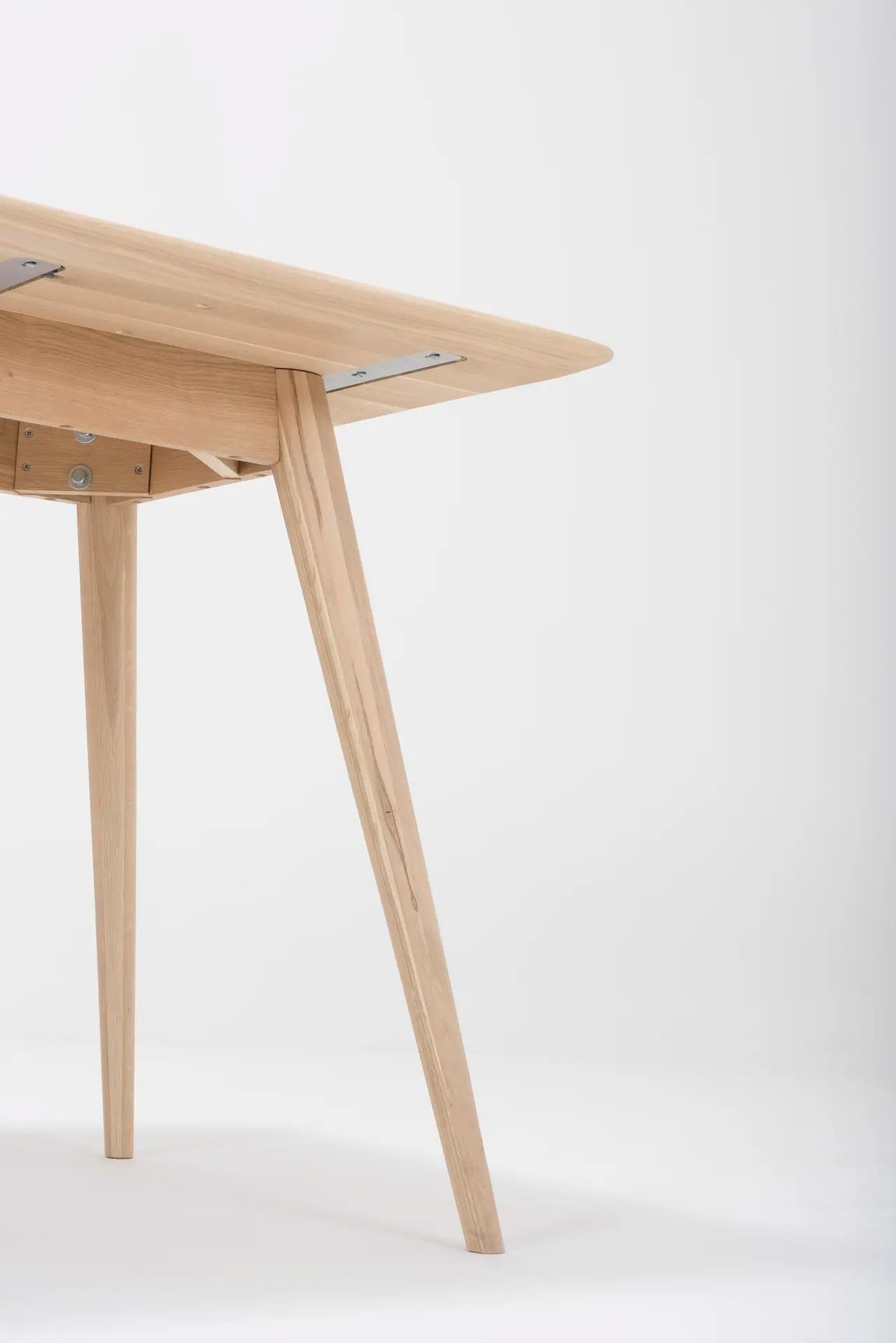 Stafa Desk without Shelf