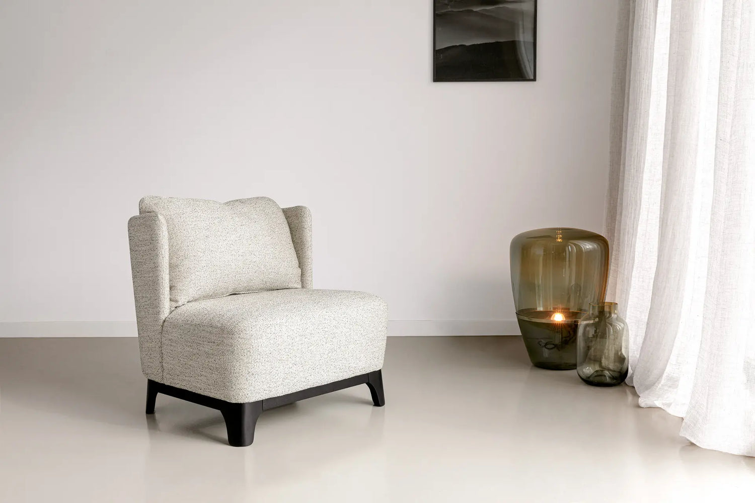 Alma Chair without Buttons