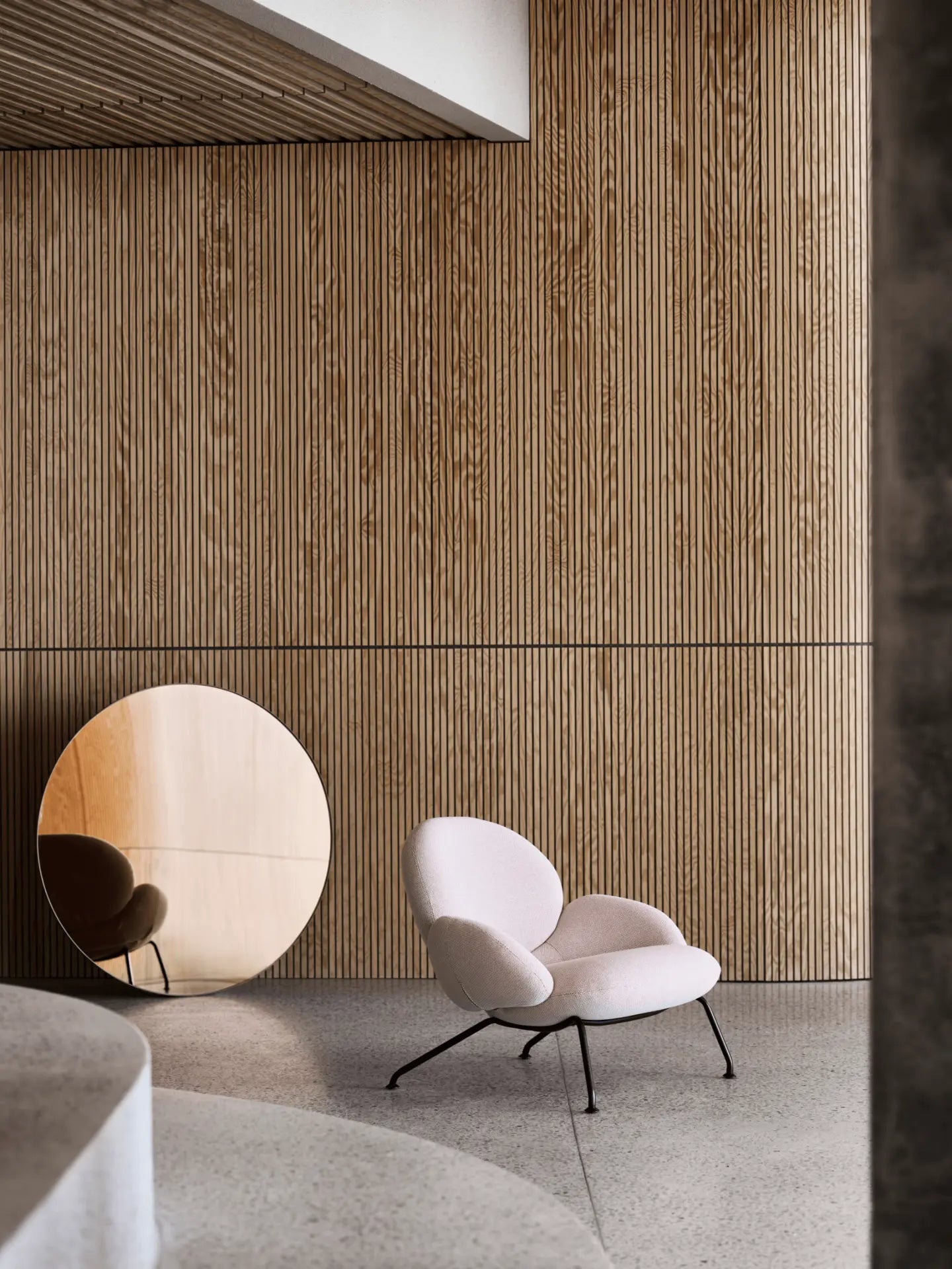 Baixa Lounge Chair