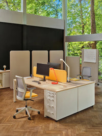 Ogi U - Single Straight Desk