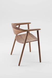 Chaise Naru