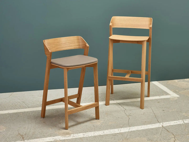 Tabouret de bar Merano - Placage/bois massif et assise tapissée