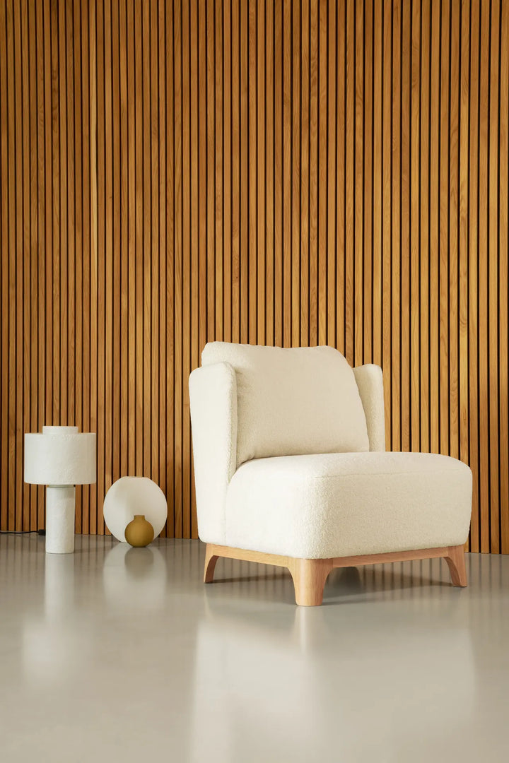Alma Chair without Buttons