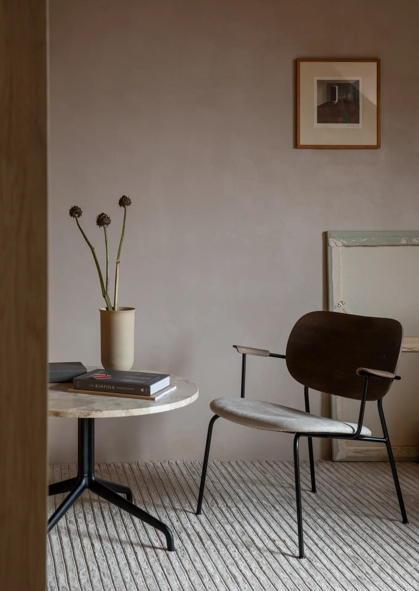 Co Lounge Chair - Base 4 pieds Siège rembourré avec accoudoirs