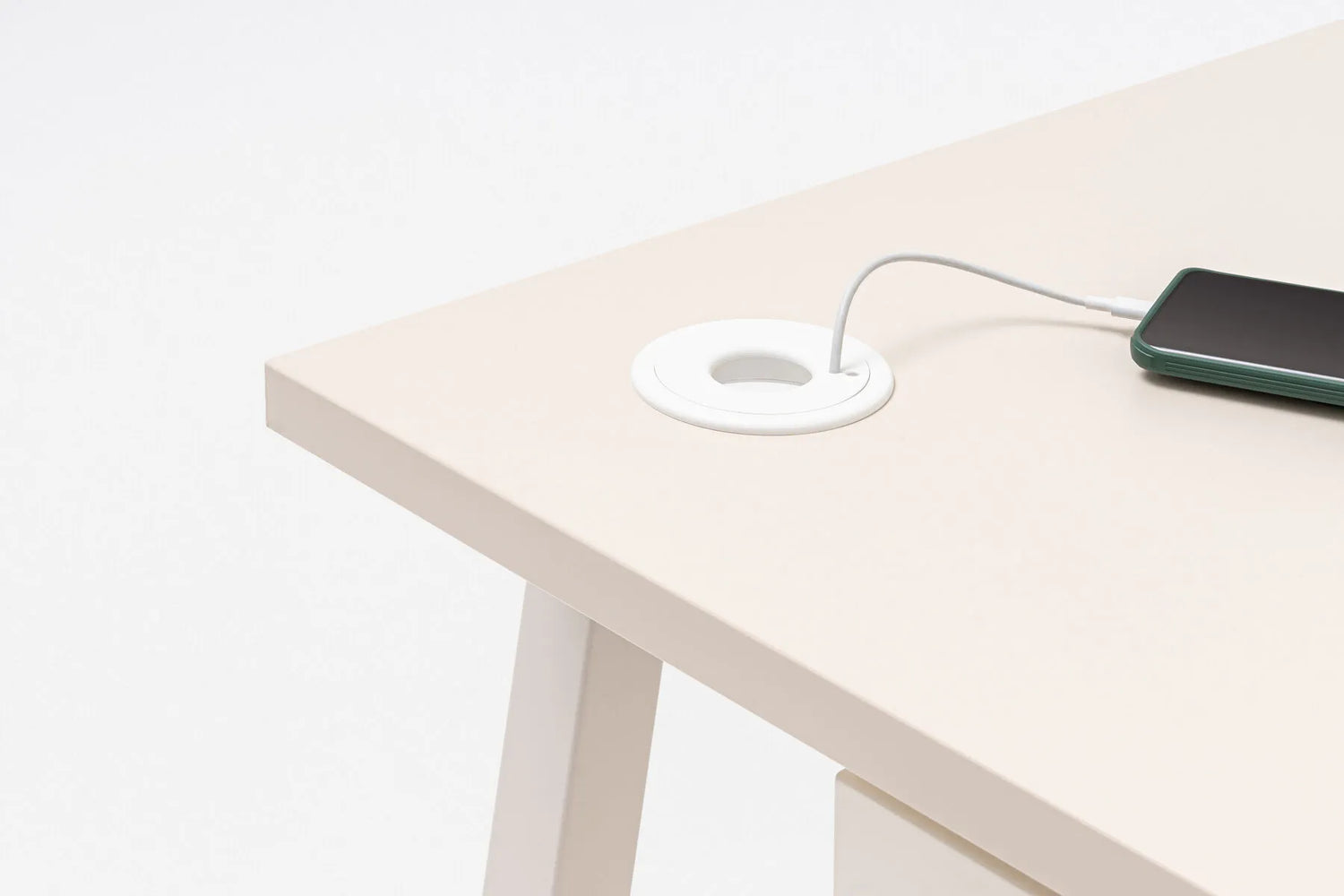 Ogi U - Single Straight Desk
