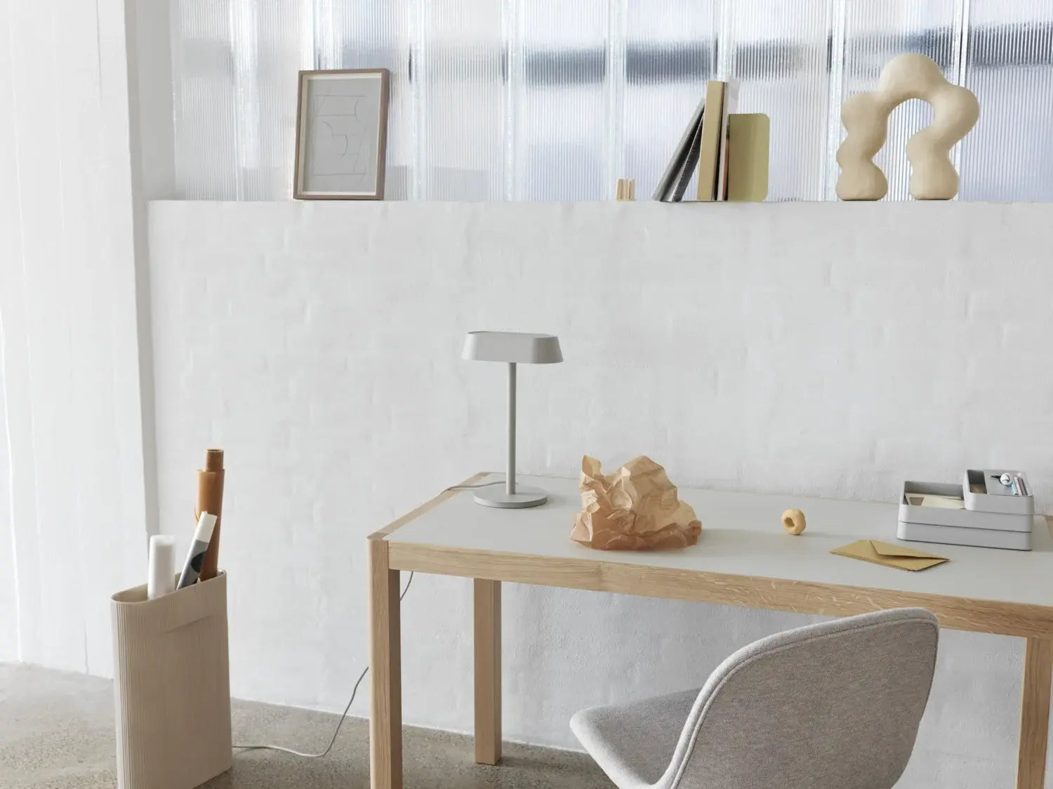 Linear Table Lamp