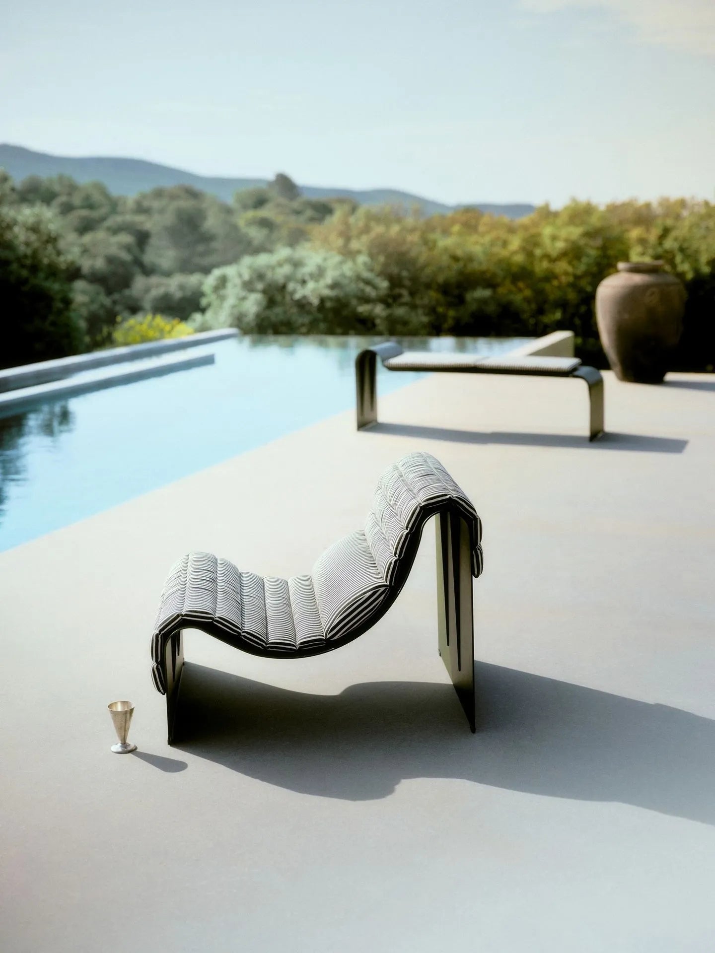 Eclipse Lounge Chair