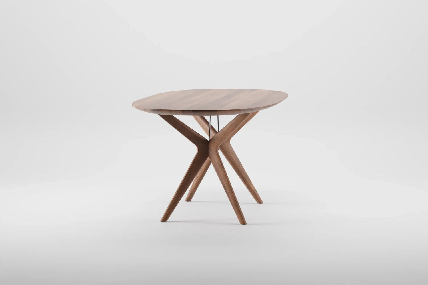 Lakri Oval Table