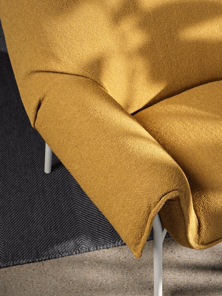 Wrap Lounge Chair