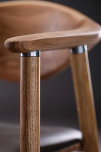 Chaise Naru
