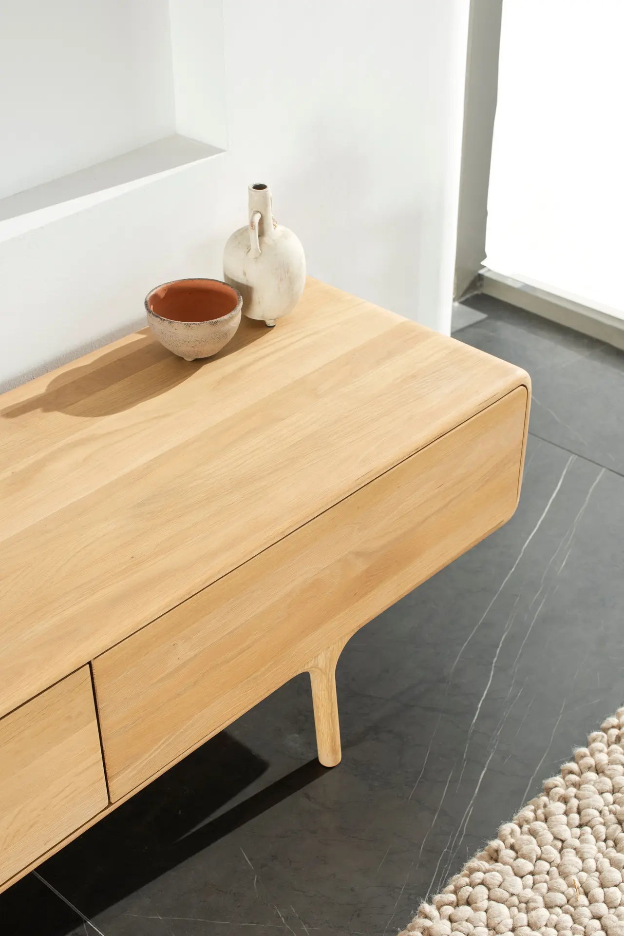 Fawn Lowboard - 3 Drawers
