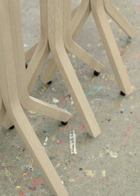 Table Bloom 276