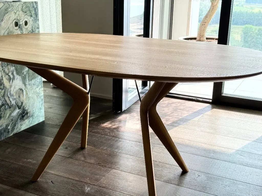 Table Ovale Lakri
