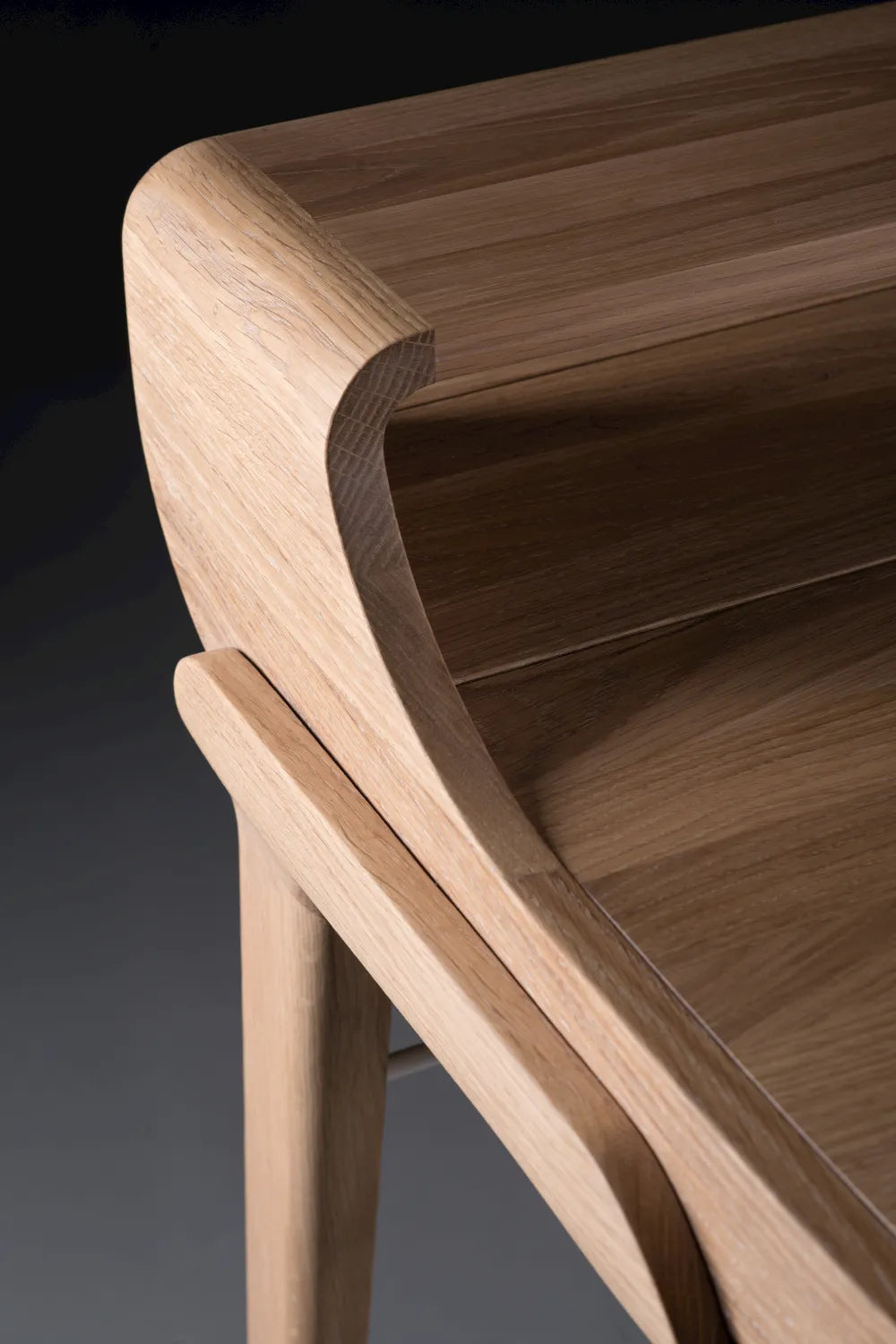 Picard Desk with Shelf