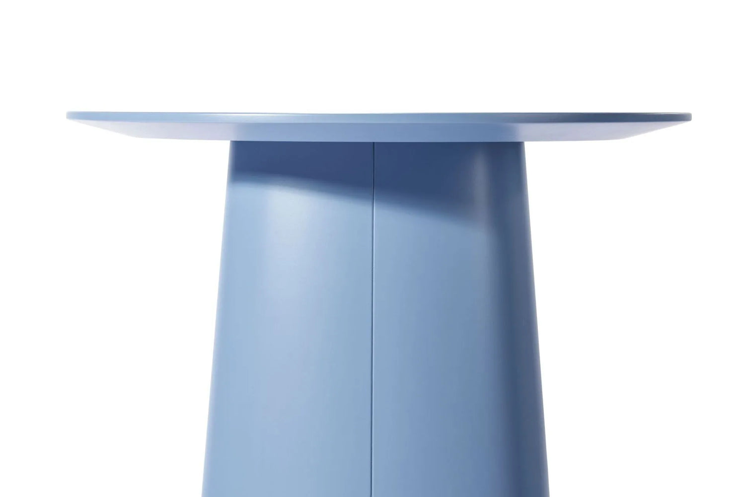 P.o.v. Table 473 - Solid Wood