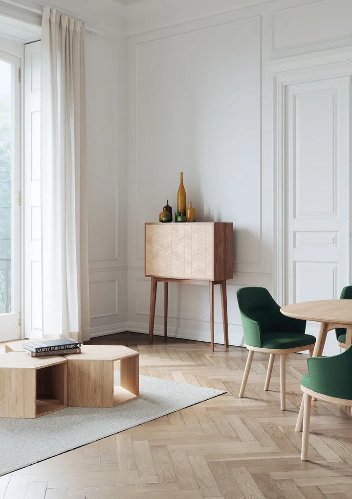 Mister Sideboard