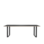 70/70 Table