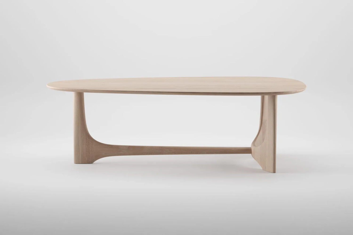 Oskar Table