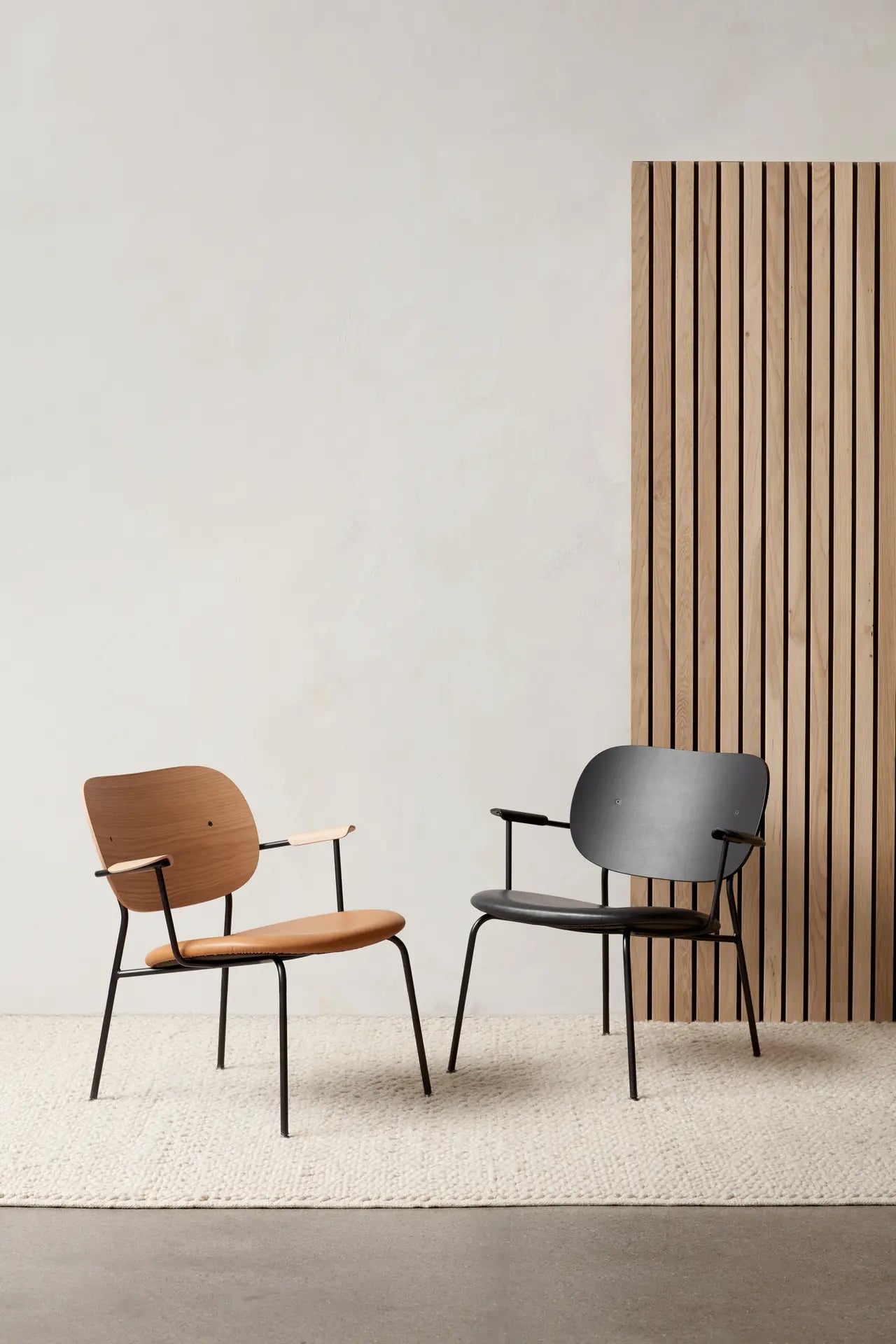 Co Lounge Chair - Base 4 pieds Siège rembourré avec accoudoirs