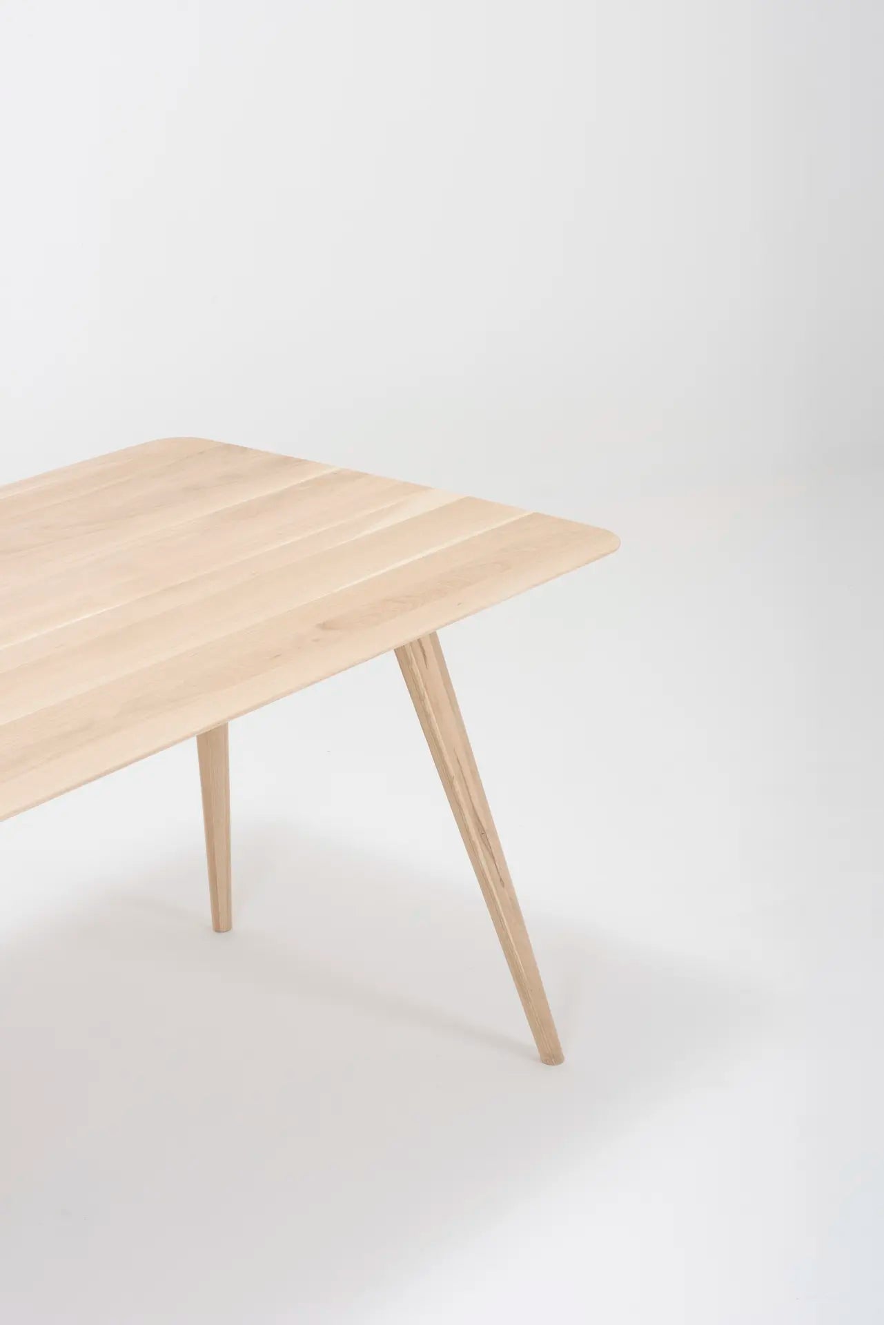 Stafa Desk without Shelf