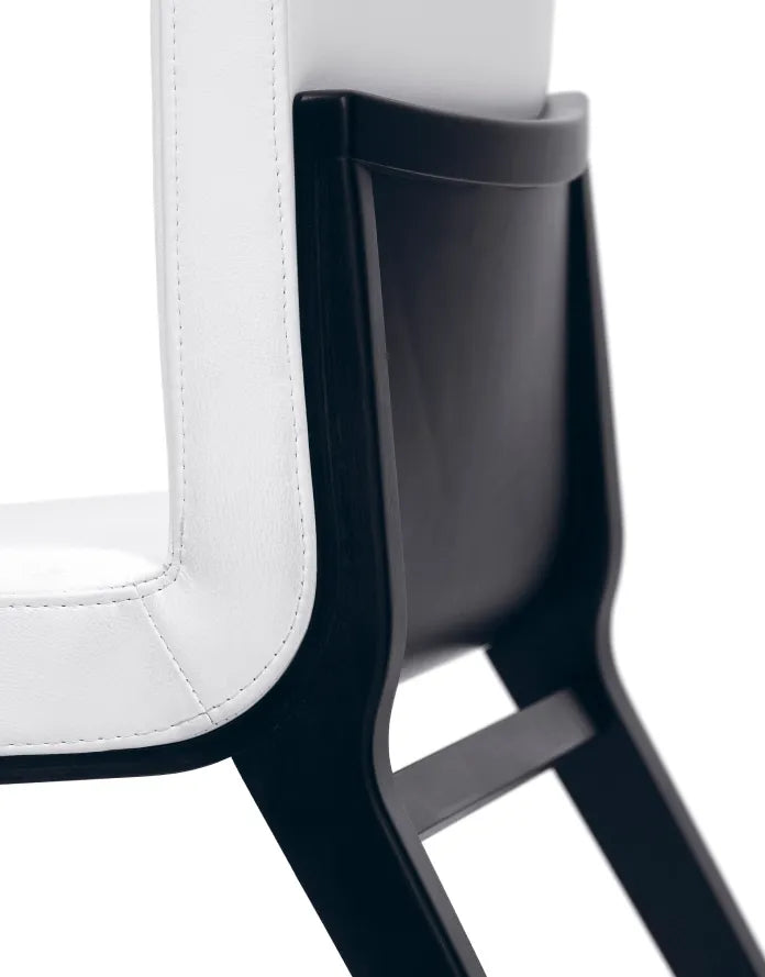 Moritz Chair