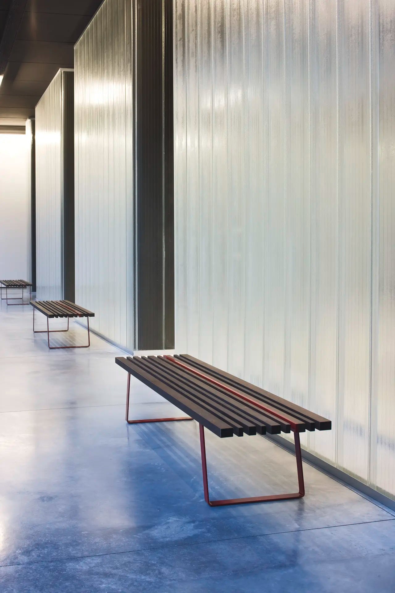 Line Bench