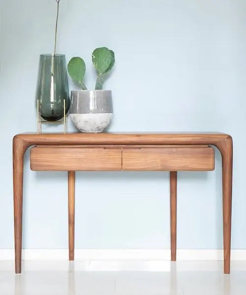 Latus Console Table