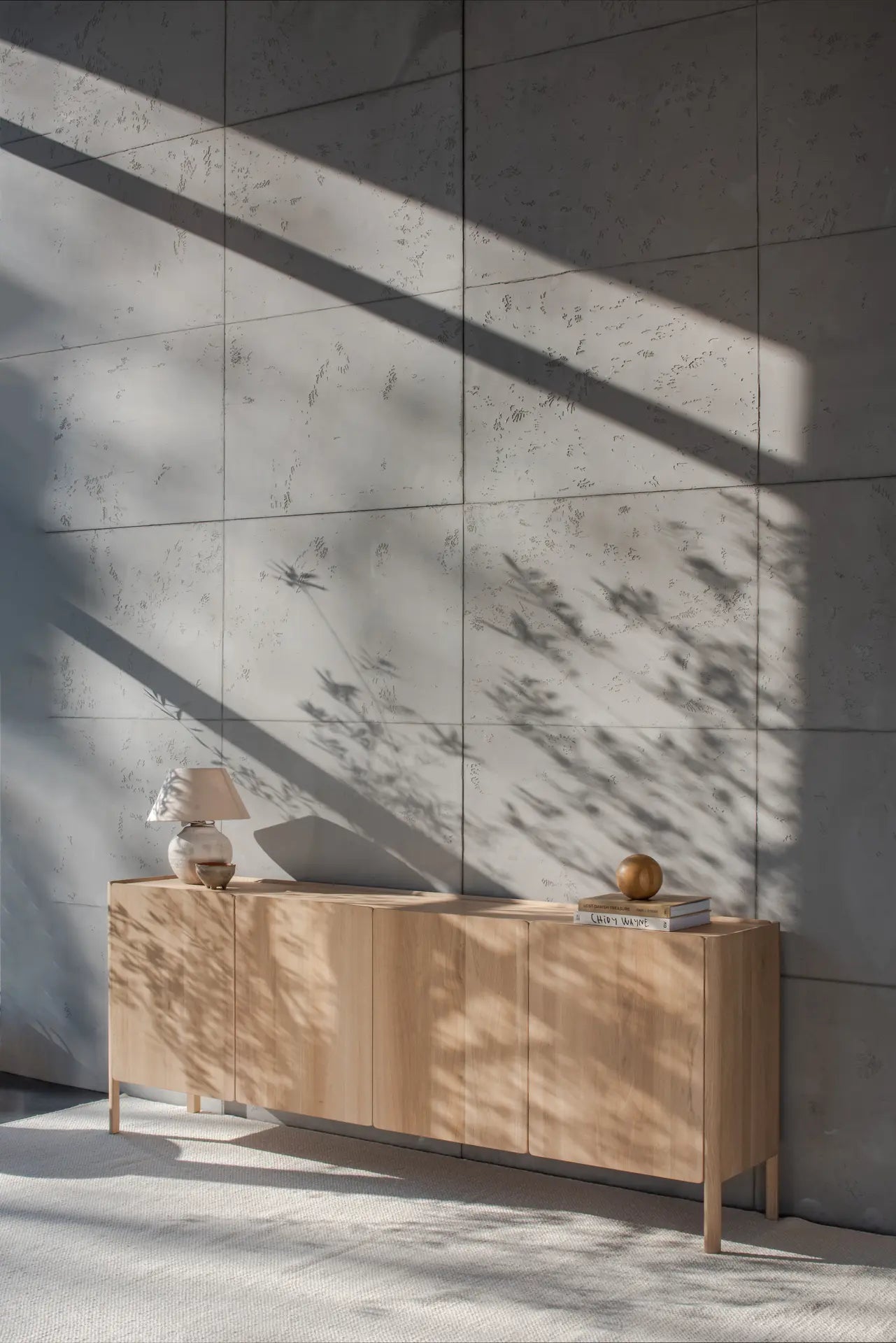 Dvor Sideboard 220