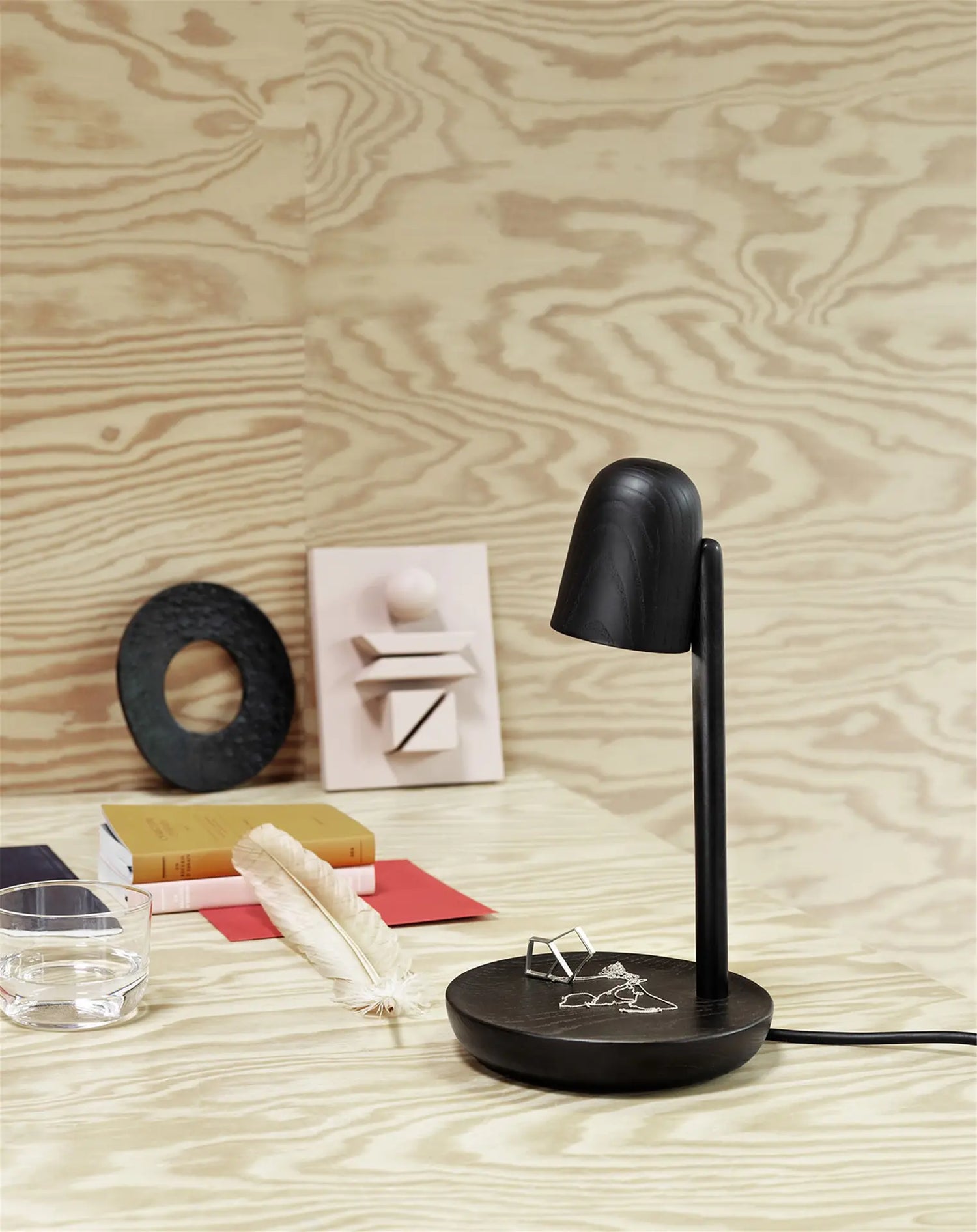 Focus Table Lamp