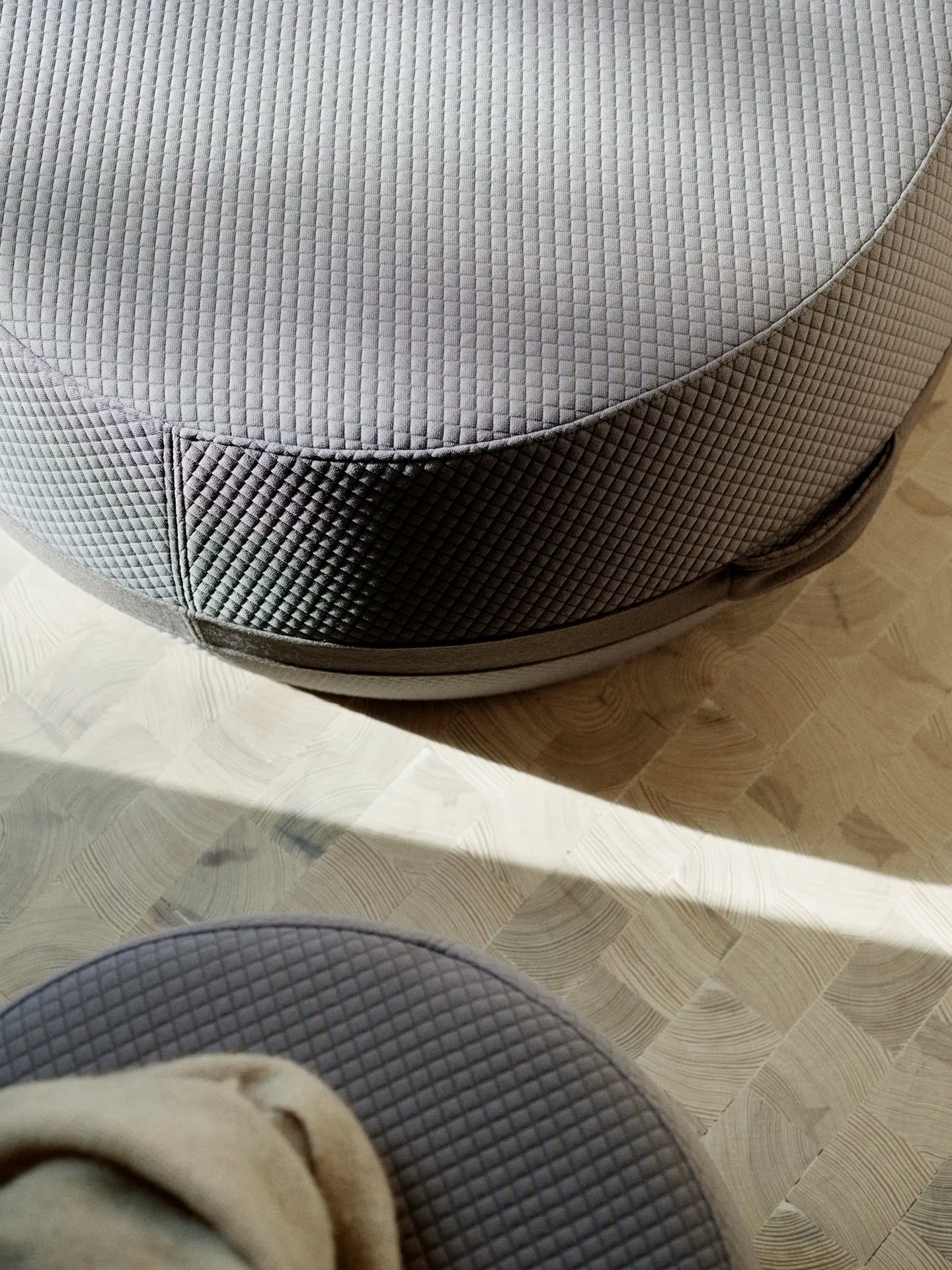 Lisbon Pouf Large